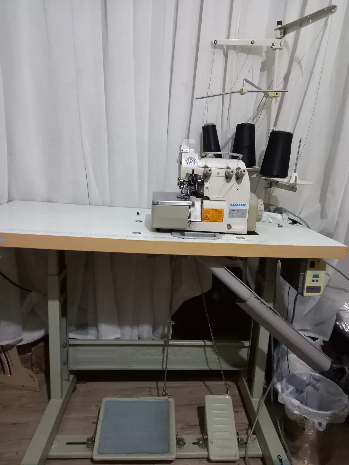 فروش چرخ سردوز مارک جک|چرخ خیاطی و ریسندگی|مشهد, عیدگاه|دیوار