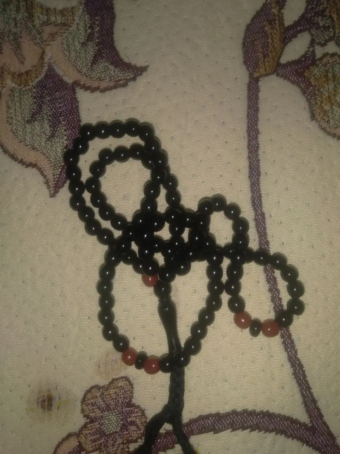 تسبیح به فروش می‌رسد بابارستم|جواهرات|نهاوند, |دیوار