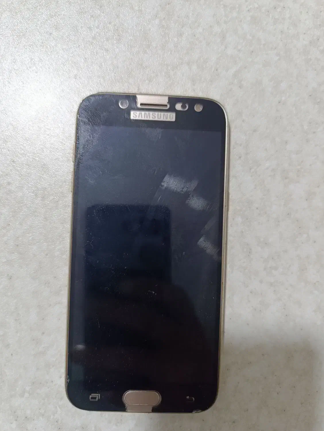 گوشی|موبایل|بومهن, |دیوار