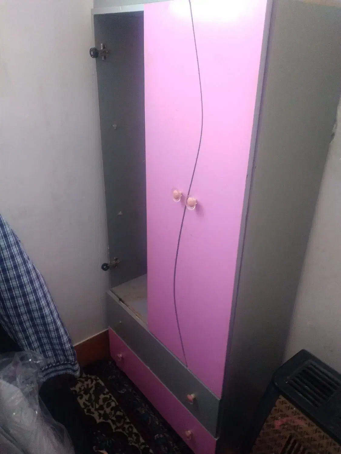 کمد کودک سالم وتمیز|اسباب و اثاث بچه|بیرجند, |دیوار