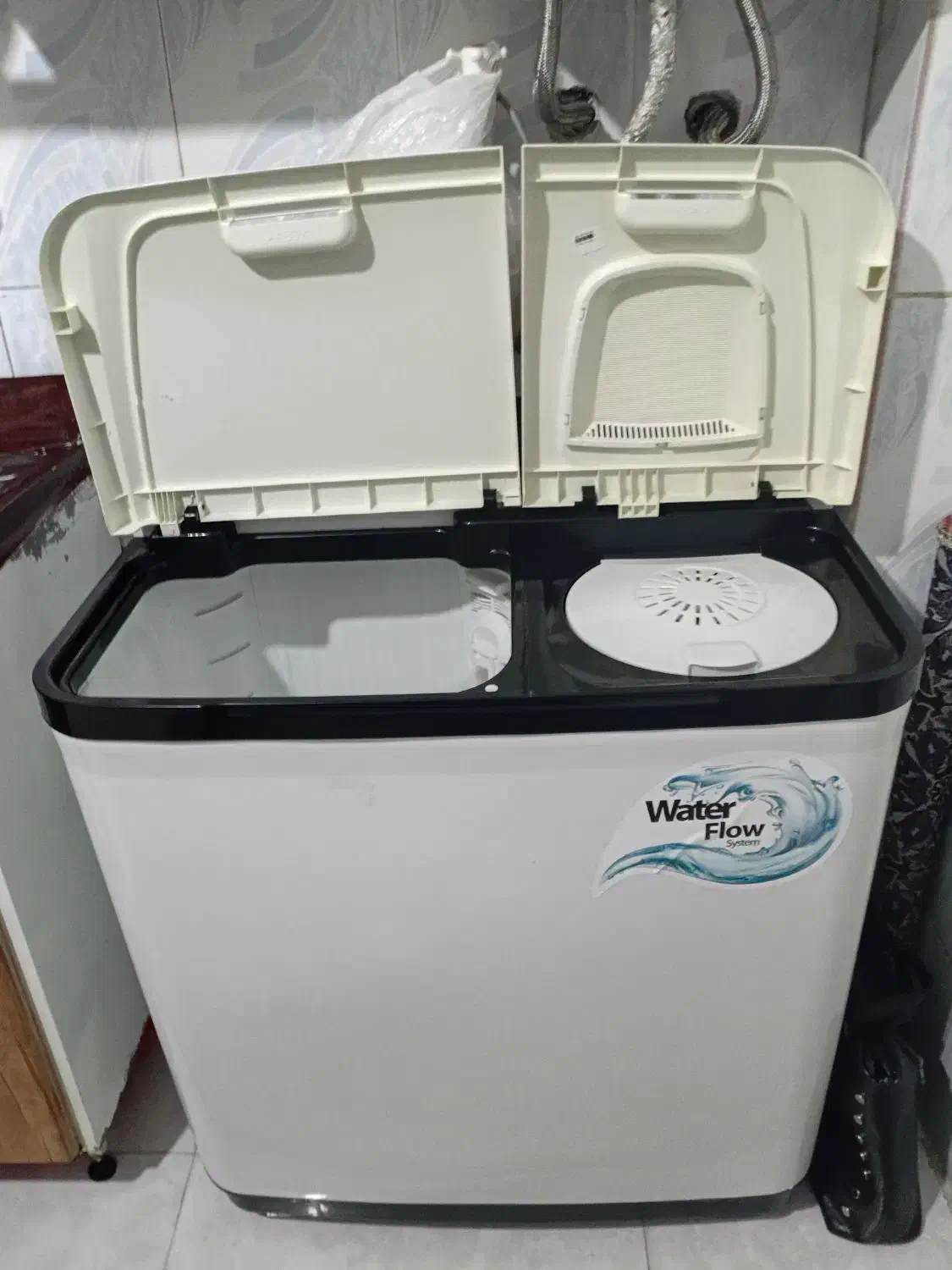 فروش یک عدد ماشین لباسشویی مشابه صفر|ماشین لباسشویی و خشک‌کن لباس|کلاچای, |دیوار