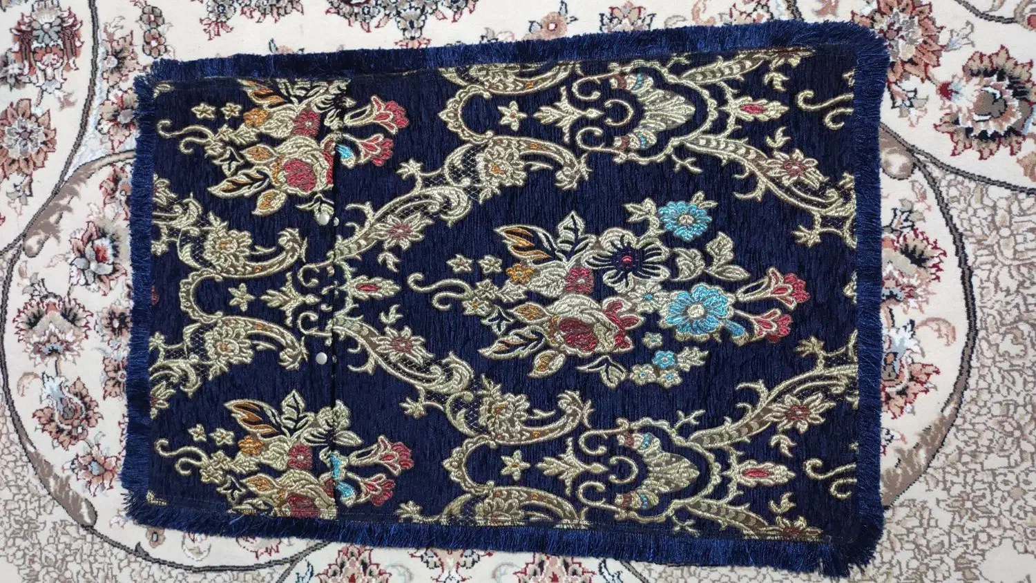 رو بالشی|رختخواب، بالش، پتو|کوهدشت, |دیوار