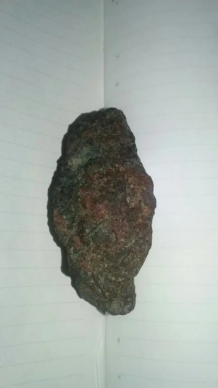 چهار تا شهاب سنگ. از هر سنگ دو عکس گذاشتم|جواهرات|ری, شهرک نظامی|دیوار