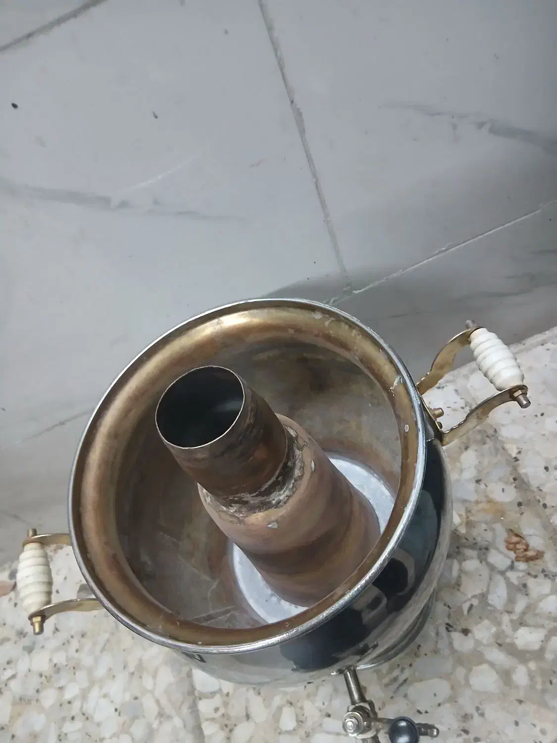 فروش سماور گازی افروز ۶لیتری تمیز وسالم|سماور، چای‌ساز، قهوه‌ساز|اصفهان, شفق|دیوار