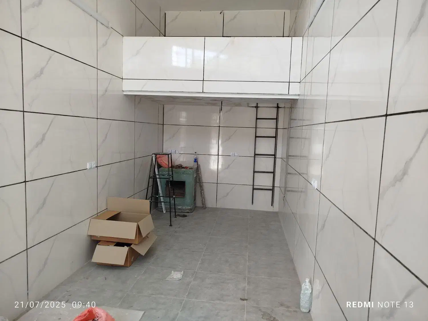 مغازه 25 متری بر اصلی|اجارهٔ مغازه و غرفه|شیراز, پشم شیشه|دیوار