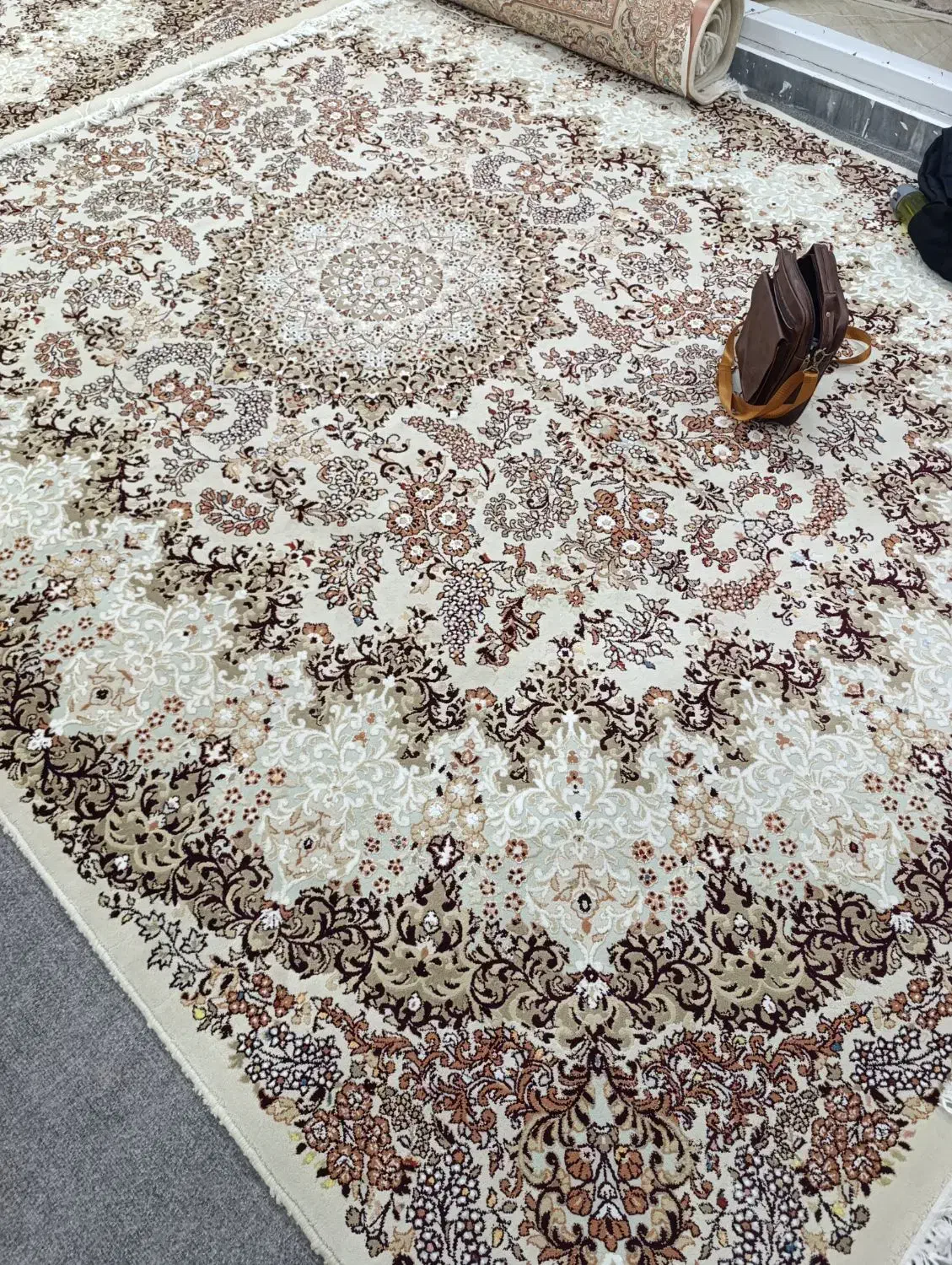 دو تخته ۲/۵×۳/۵ نه متری اصل|فرش|سقز, |دیوار