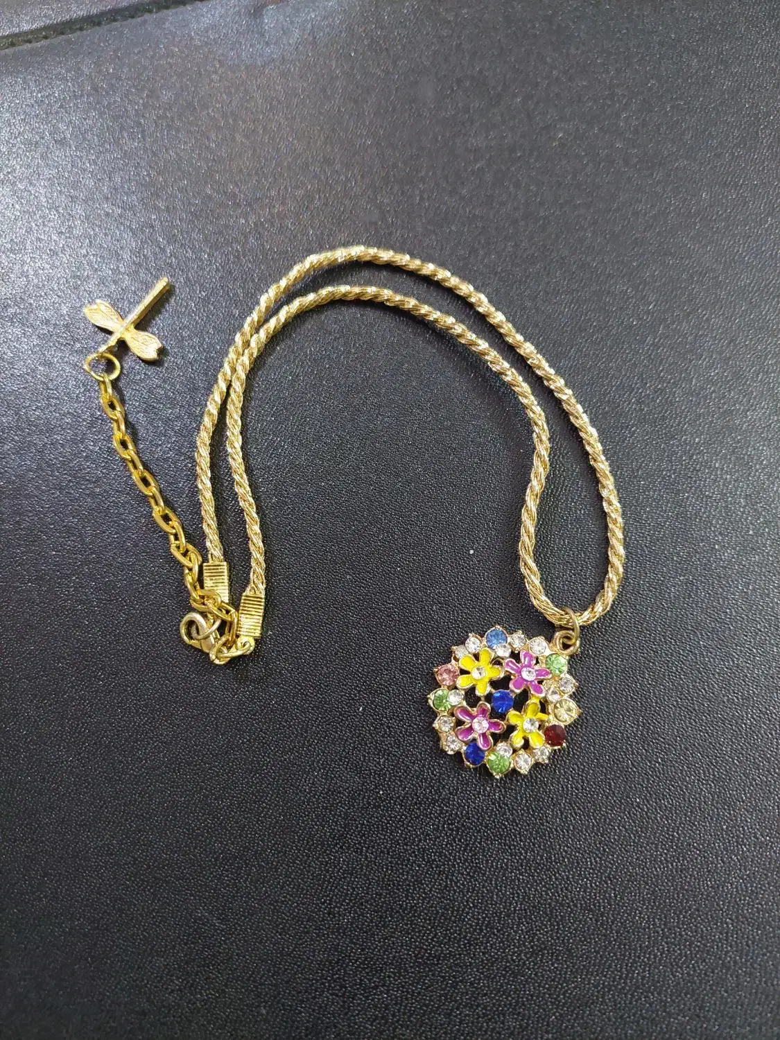 زیورآلات زنانه و مردانه|بدلیجات|رشت, گلسار|دیوار