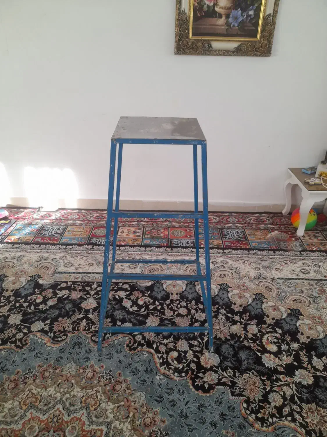 چهار پایه|صندلی و نیمکت|سنندج, |دیوار