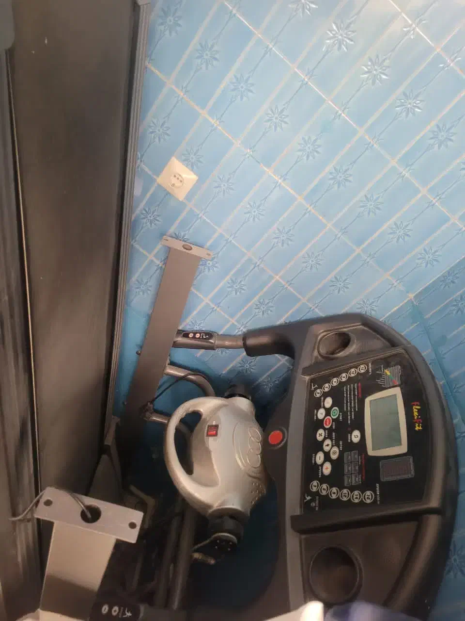 تردپیل دوکاره هم تردمیل هم دستگاه پهلو وشکم|تجهیزات ورزشی|اصفهان, ارداجی|دیوار