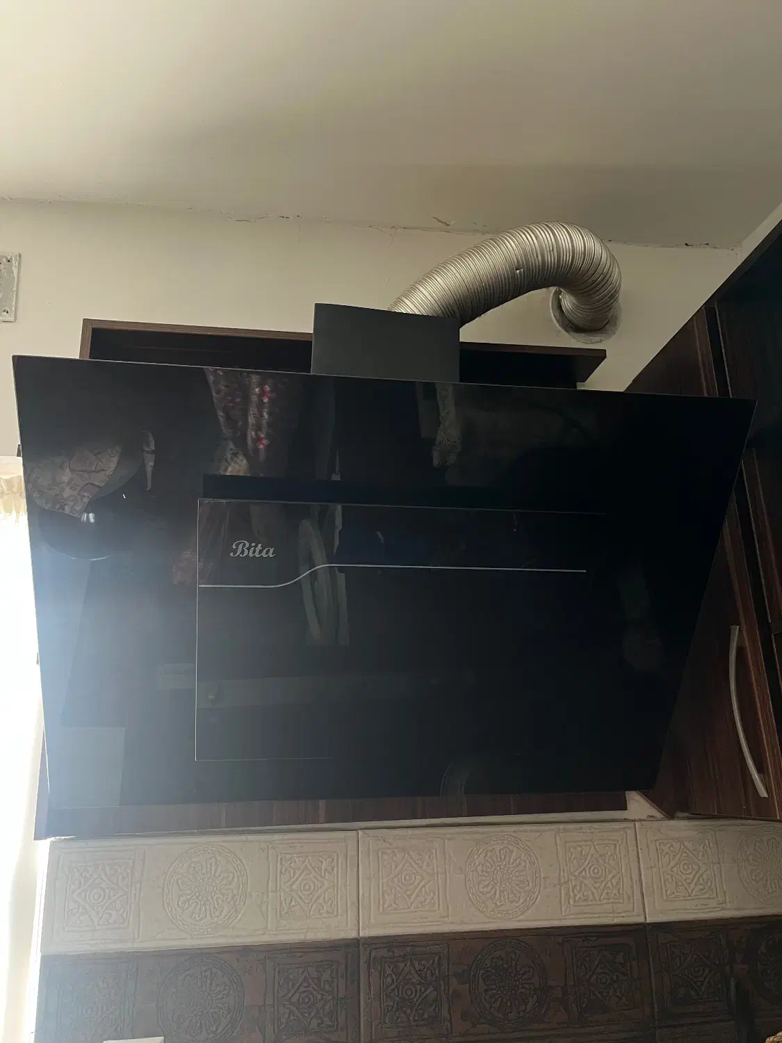 هود اسپزخانه|هود|رشت, لاکان شهر|دیوار