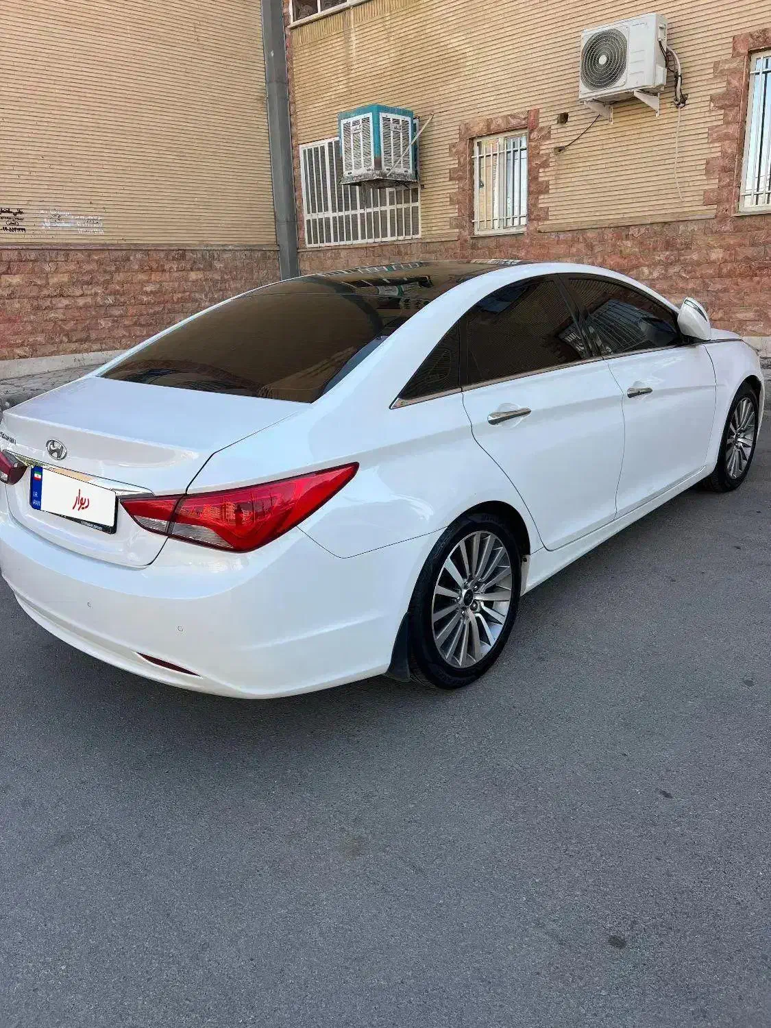 سوناتا YF ۲۰۱۳ استثنایی|خودرو سواری و وانت|قزوین, |دیوار