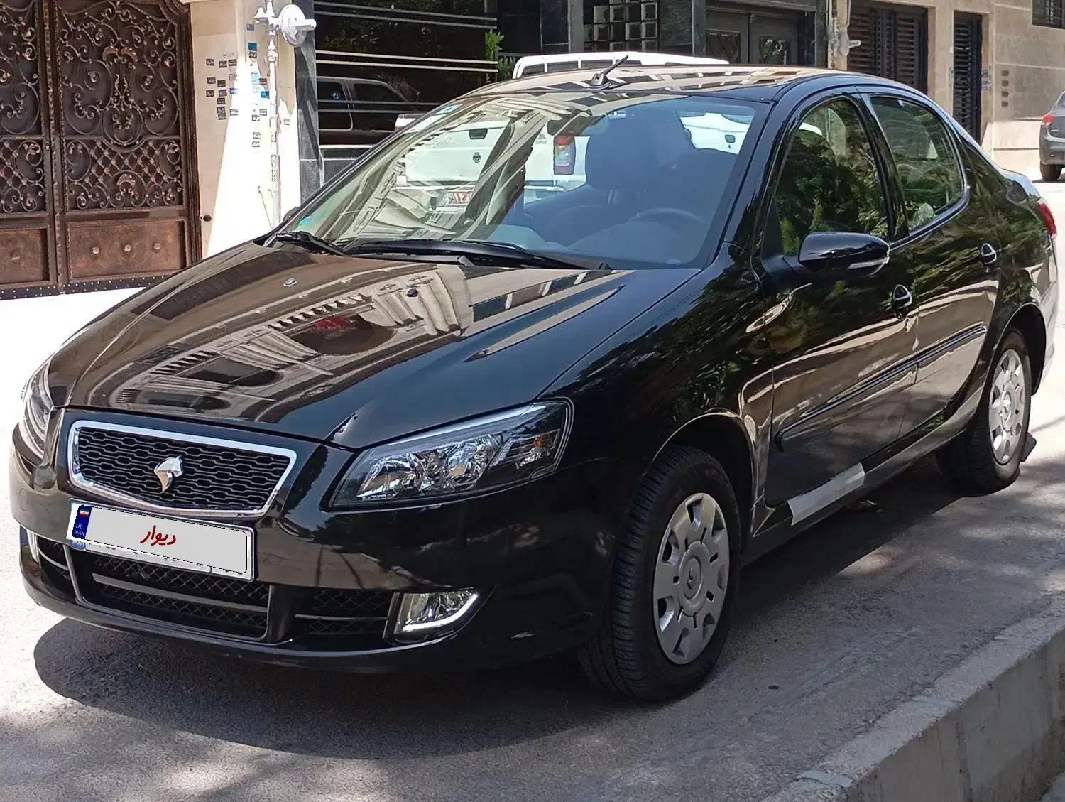 رانا پلاس مشکی ۱۴۰۲|خودرو سواری و وانت|شیراز, غدیر جنوبی|دیوار