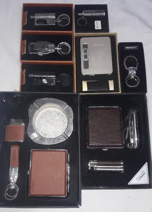 کلکسیون فندک هانست  Honest|کلکسیون و سرگرمی|تهران, شهرک آزمایش|دیوار