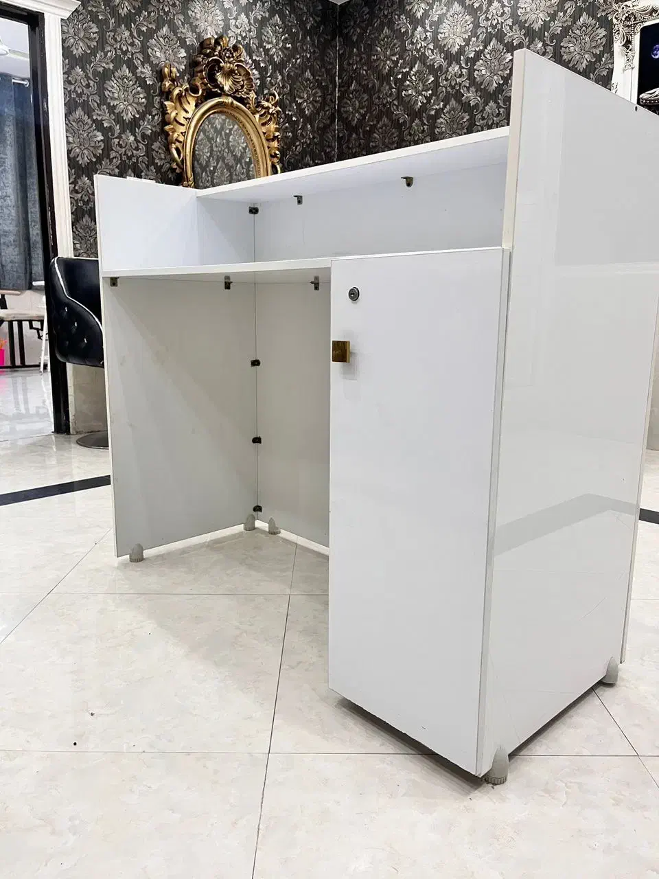 میز منشی .رزروشن .|دفتر کار|اهواز, پردیس دو|دیوار