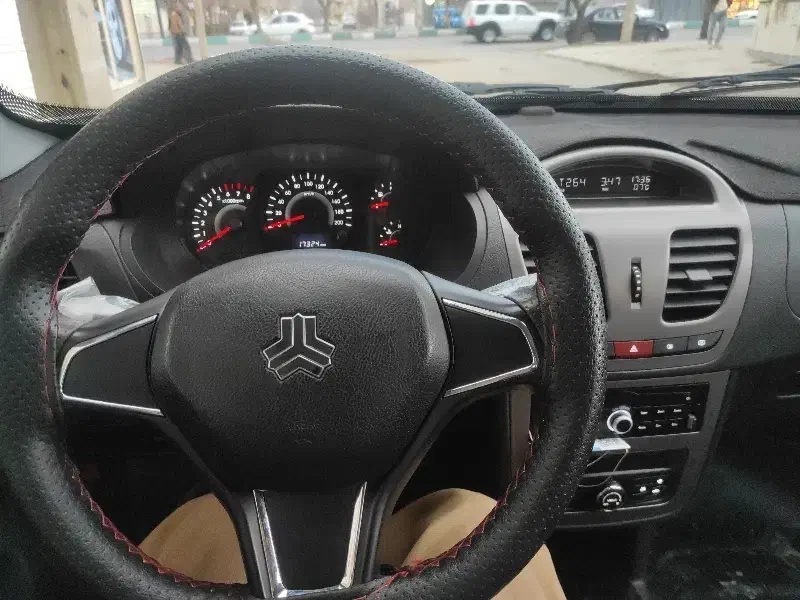 ساینا دوگانه ۴۰۲ برج ۱۲|خودرو سواری و وانت|اشنویه, |دیوار