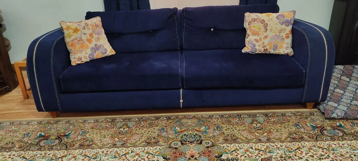 مبل راحتی تخت شو 6 نفره به همراه میز و میز عسلی|مبلمان خانگی و میز عسلی|لشت نشا, |دیوار