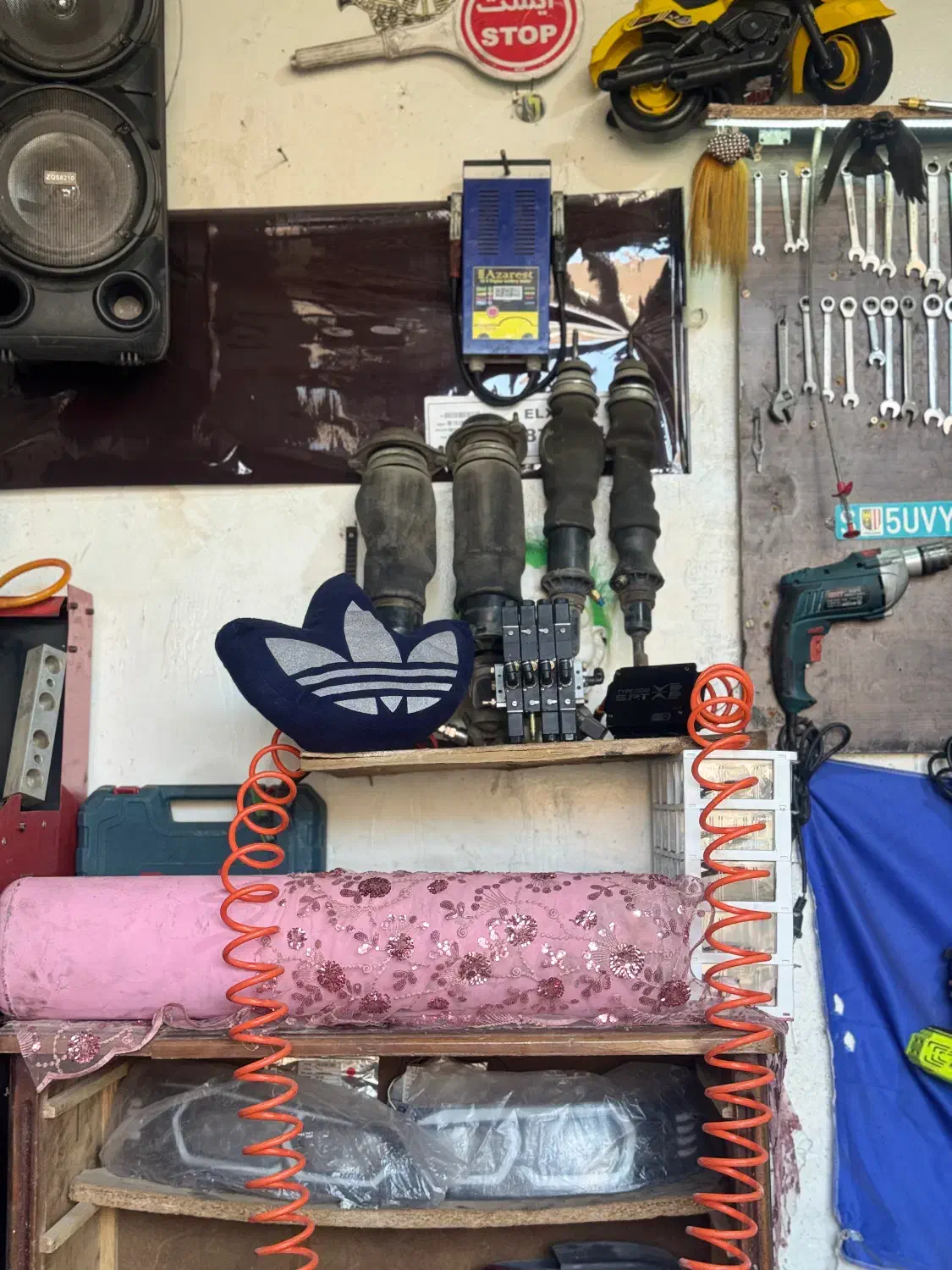 پنوماتیک پراید|قطعات یدکی و لوازم جانبی|خواجه, |دیوار