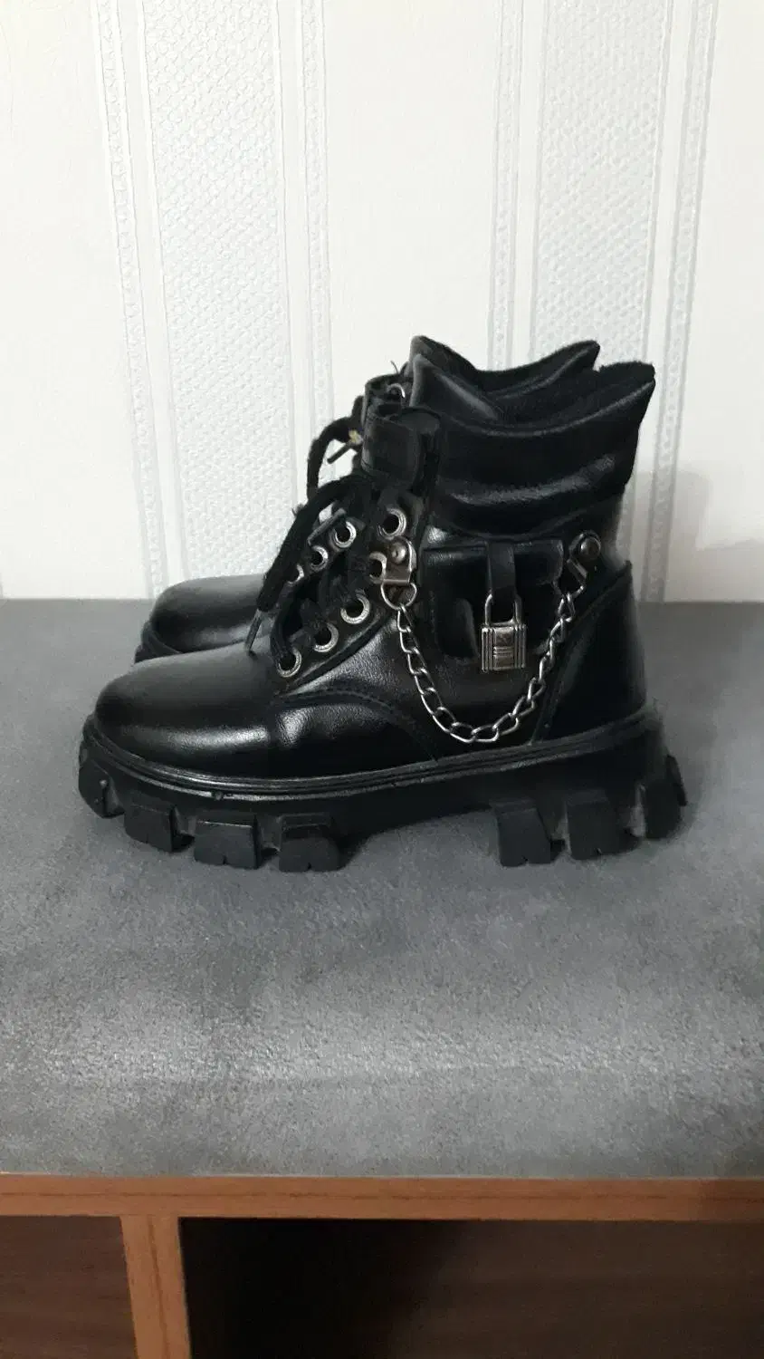 بوت بچگانه.سایز ۲۶.مناسب ۴و۵ سال.نو|کفش و لباس بچه|یزد, |دیوار