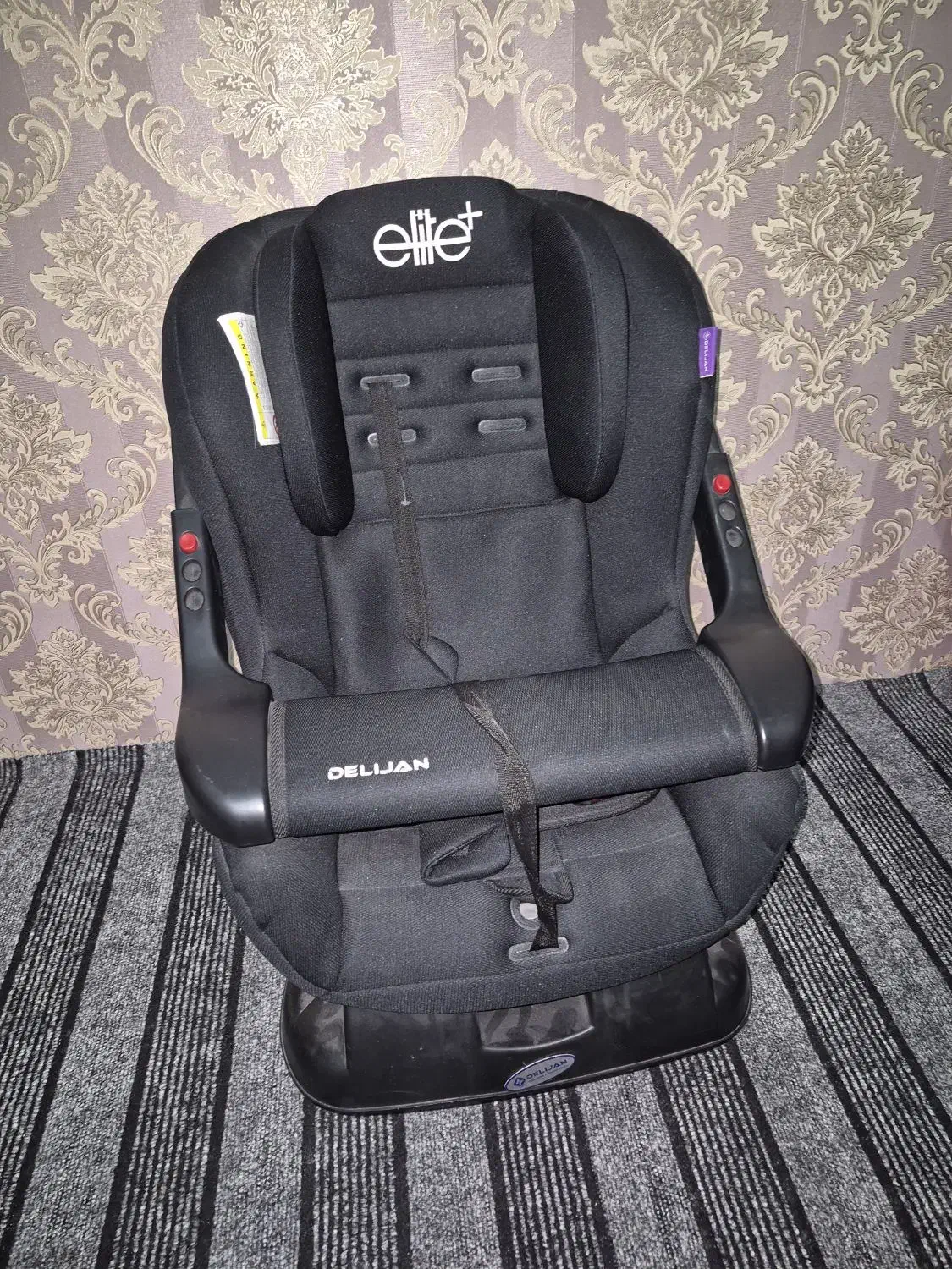 صندلی ماشین|تخت و صندلی بچه|اردبیل, |دیوار