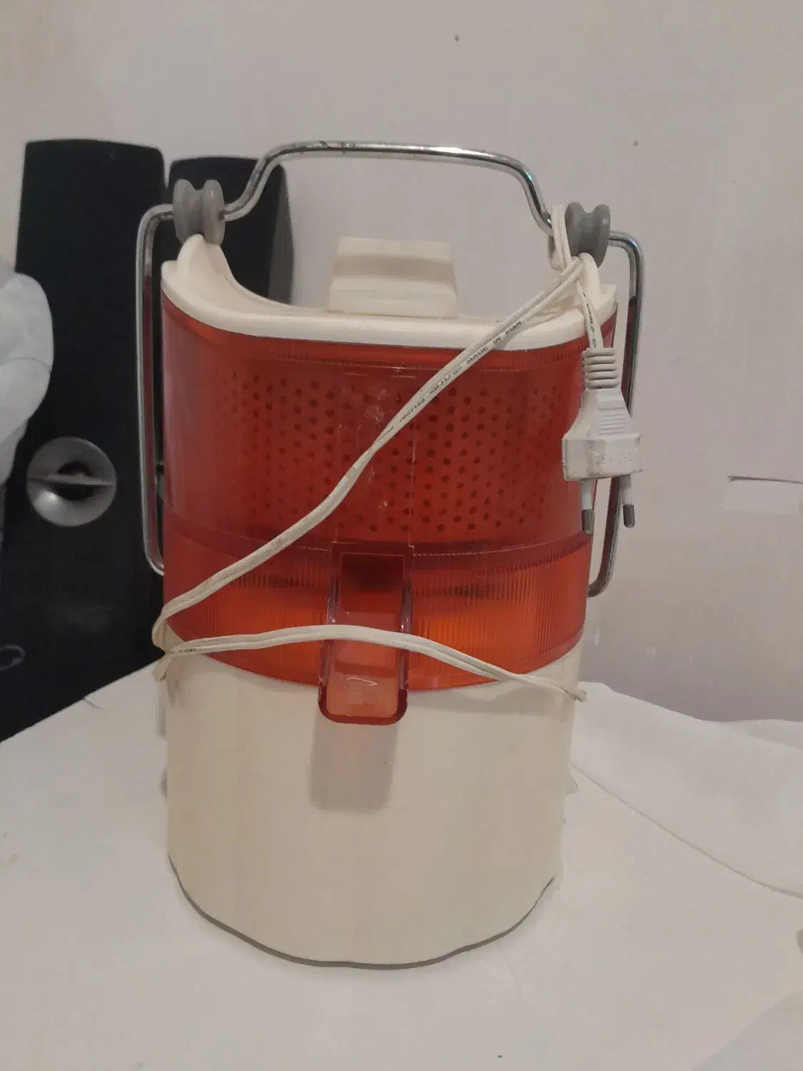 فروش یک دستگاه ابمیوه گیری|آبمیوهگیر و آبمرکباتگیر|خسروشاه, |دیوار