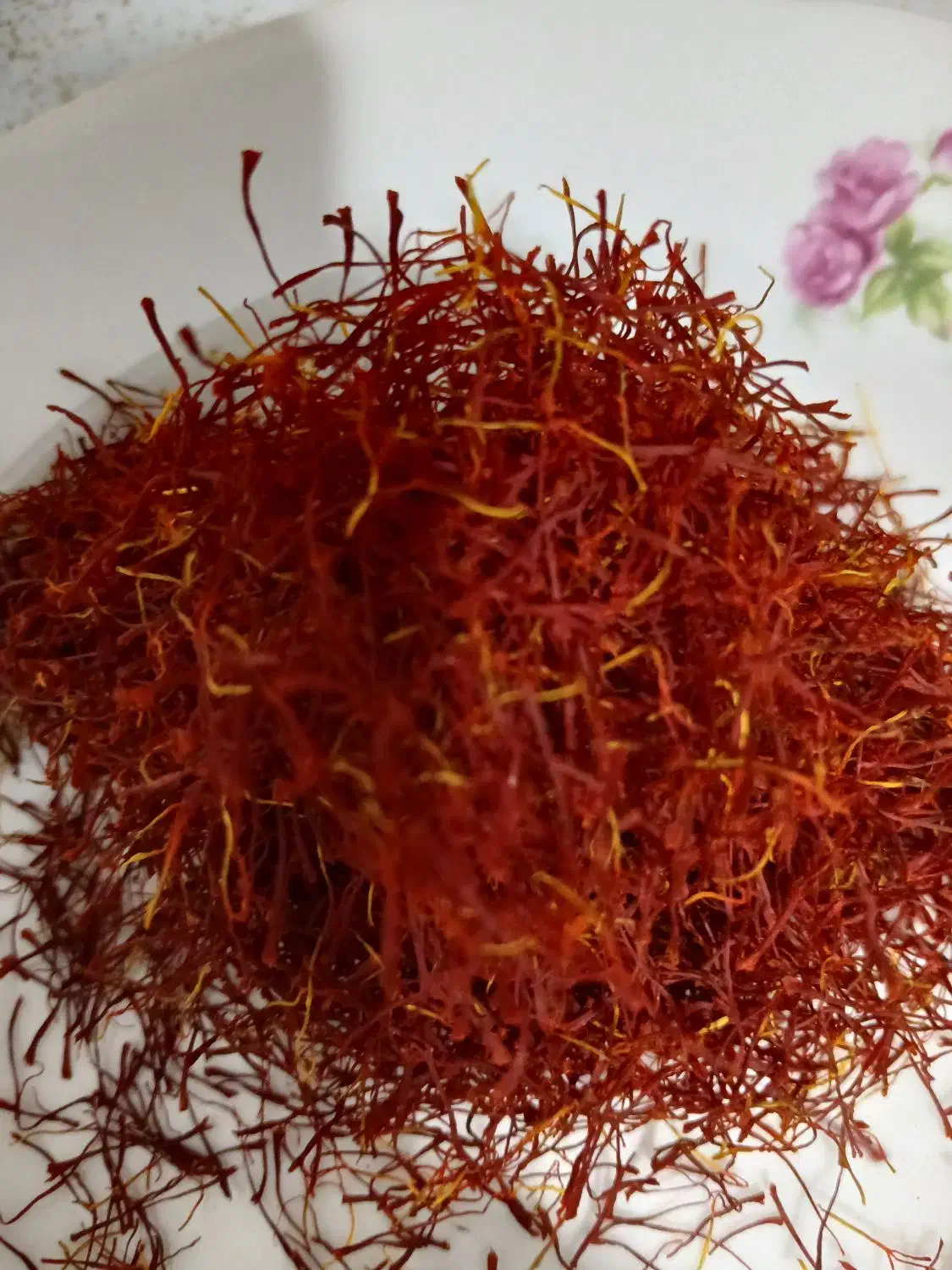 زعفران درجه یک ششتمد|خوردنی و آشامیدنی|سبزوار, باهنر|دیوار