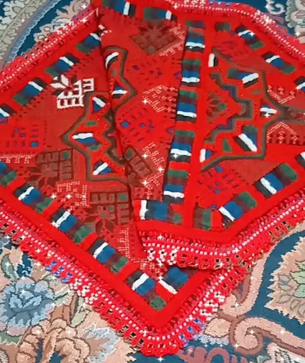 بافت کریشی و آینه / دوخت انواع لباس / آموزش خیاطی|لباس|زاهدان, |دیوار