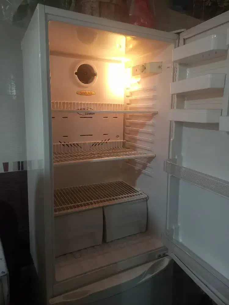 یخچال امرسان 25 فوت|یخچال و فریزر|سمنان, |دیوار