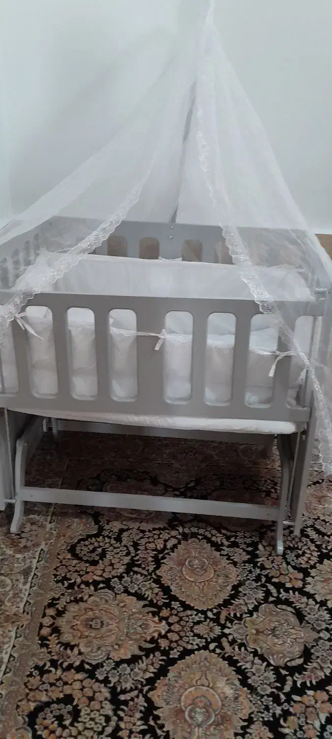 تخت نوزاد|اسباب و اثاث بچه|تهران, مطهری|دیوار