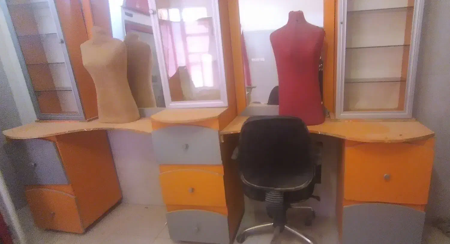 دکور|بوفه، ویترین، کنسول|اسفراین, |دیوار