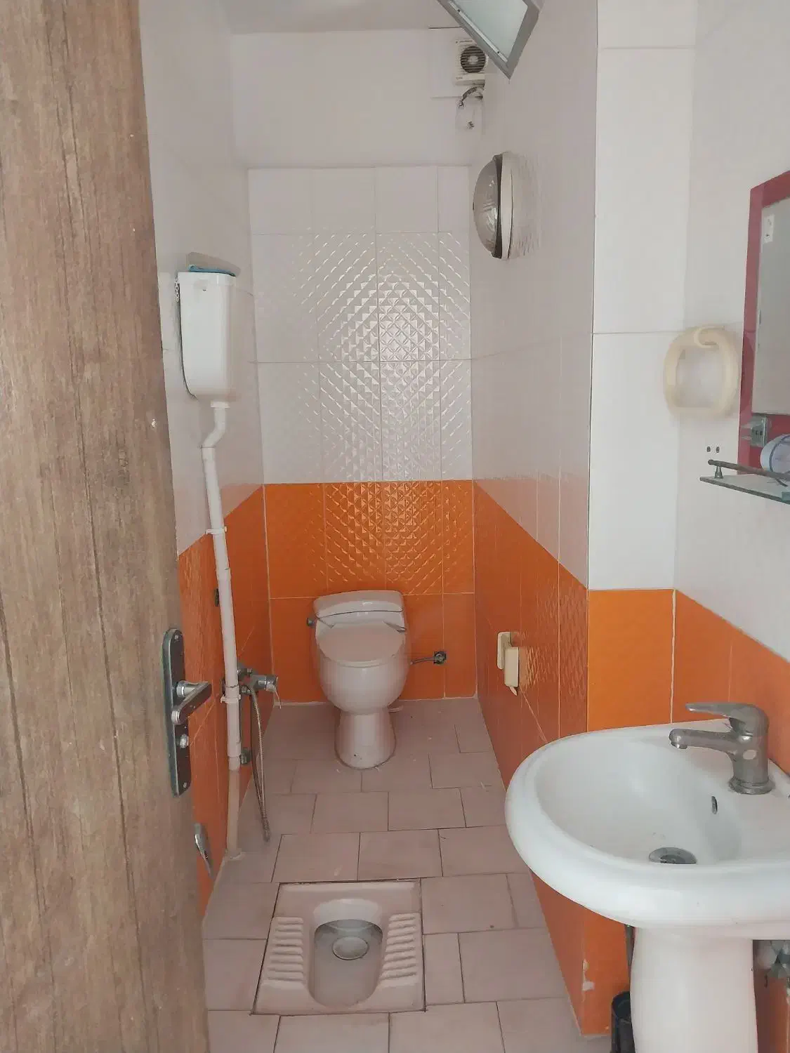 بالای اتریش حیاط دار