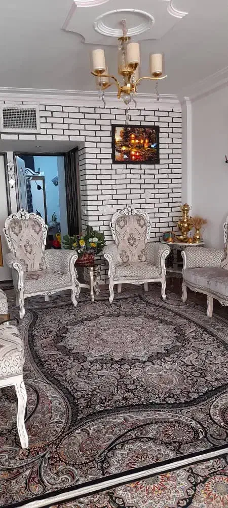 مبل ۷ نفره سلطنتی|مبلمان خانگی و میز عسلی|اسلامشهر, شهرک مفیدی|دیوار