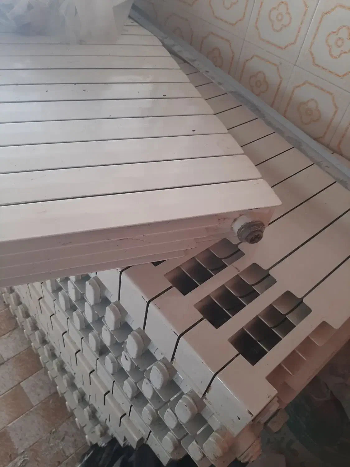 پره رادیاتور  شوفاژ|آبگرمکن، پکیج، شوفاژ|بابلسر, |دیوار