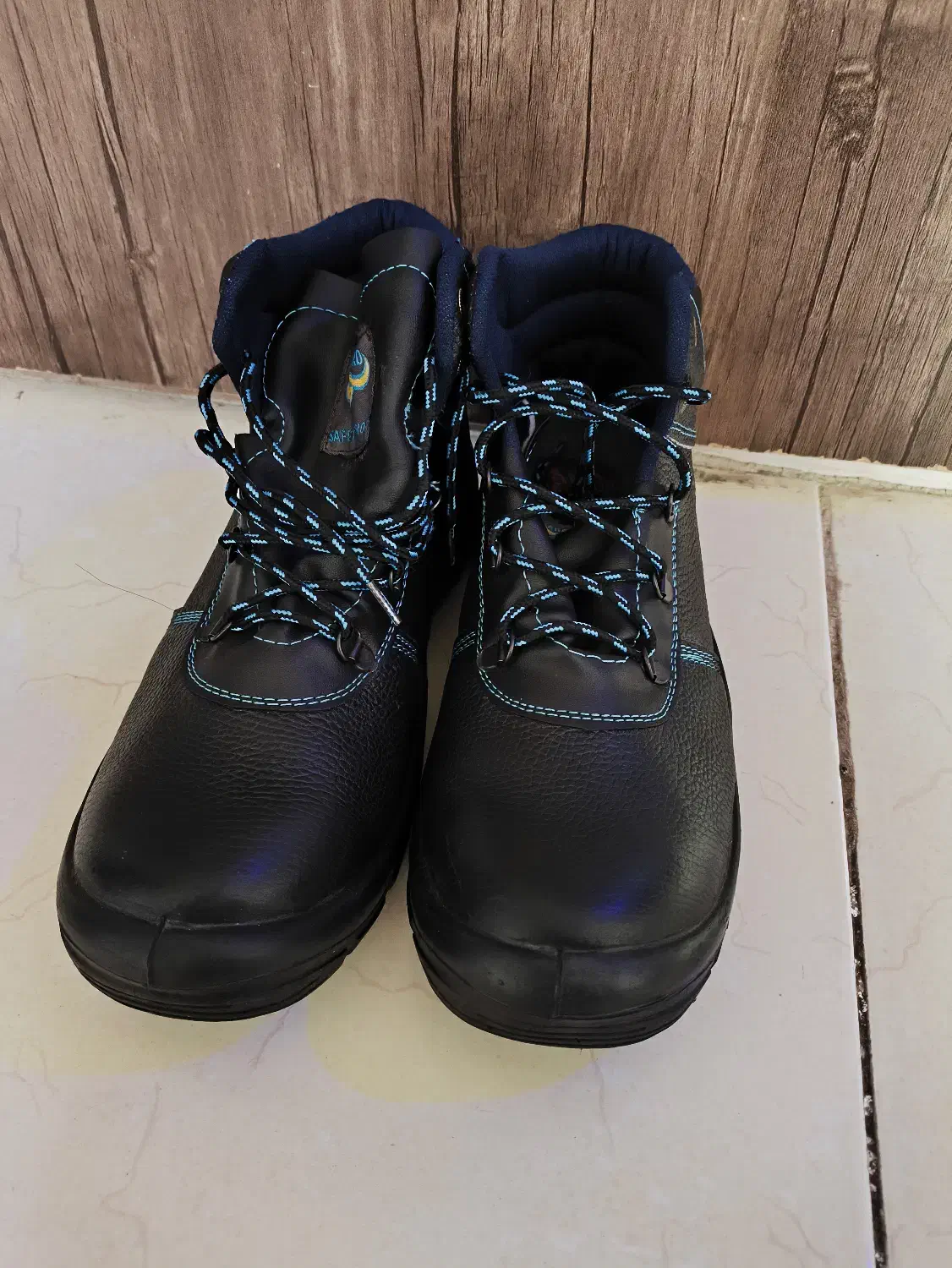 کفش کار|کیف، کفش، کمربند|سیرجان, |دیوار