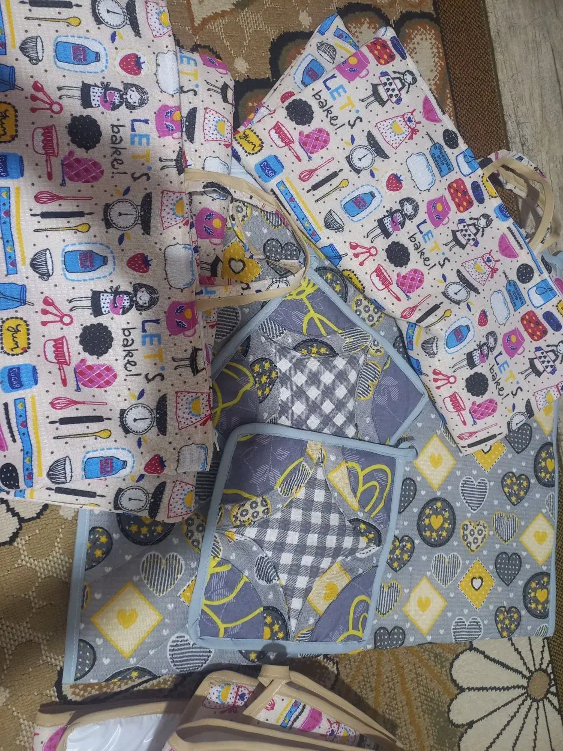 سرویس اشپزخانه|سفره، حوله، دستمال آشپزخانه|رشت, ولکس|دیوار