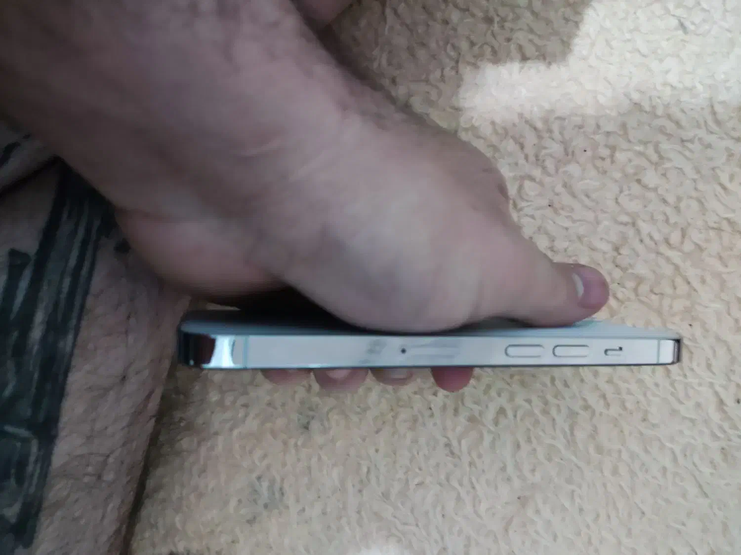 ایفون 14 پرو|موبایل|قم, نیروگاه|دیوار