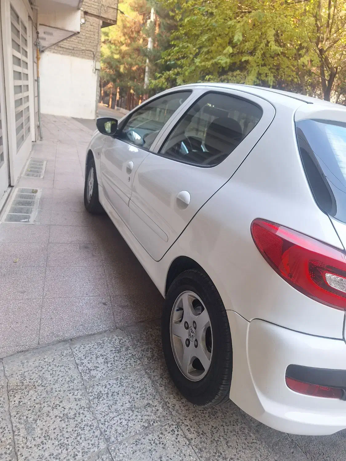 ۲۰۷|خودرو سواری و وانت|اصفهان, آبشار|دیوار