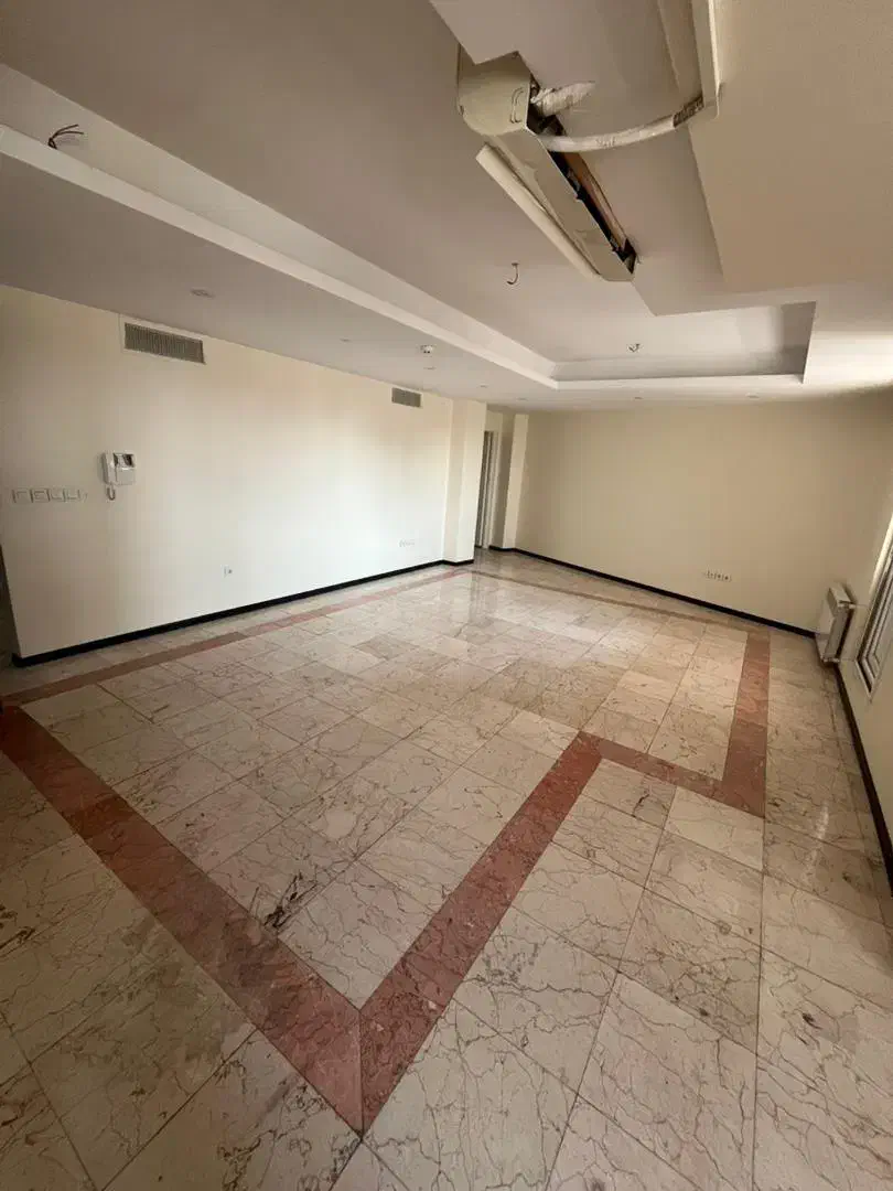 آپارتمان ۱۳۵متر/سه خواب/فول/میدان ملت