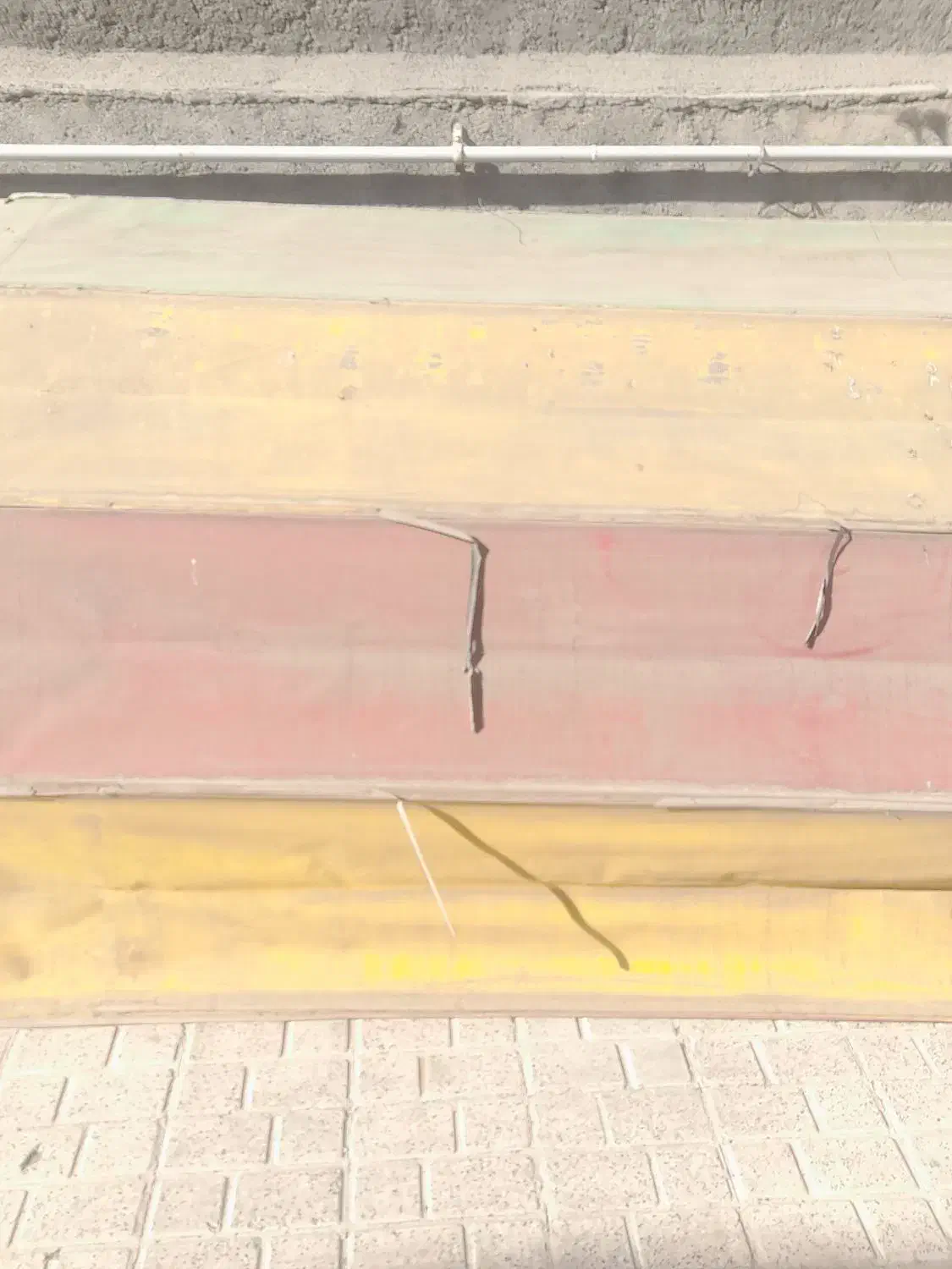 سایبان مغازه شیشه سکوریت وچهار پایه فلزی|فروشگاه و مغازه|مشهد, شهرک شهید باهنر|دیوار