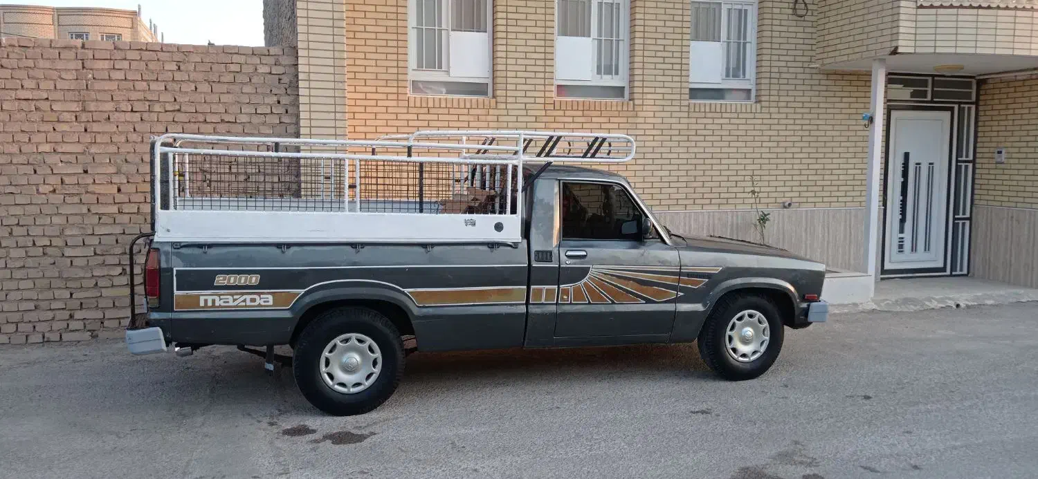 وانت تلفنی وحمل بار با مزدا|خدمات حمل و نقل|میبد, |دیوار