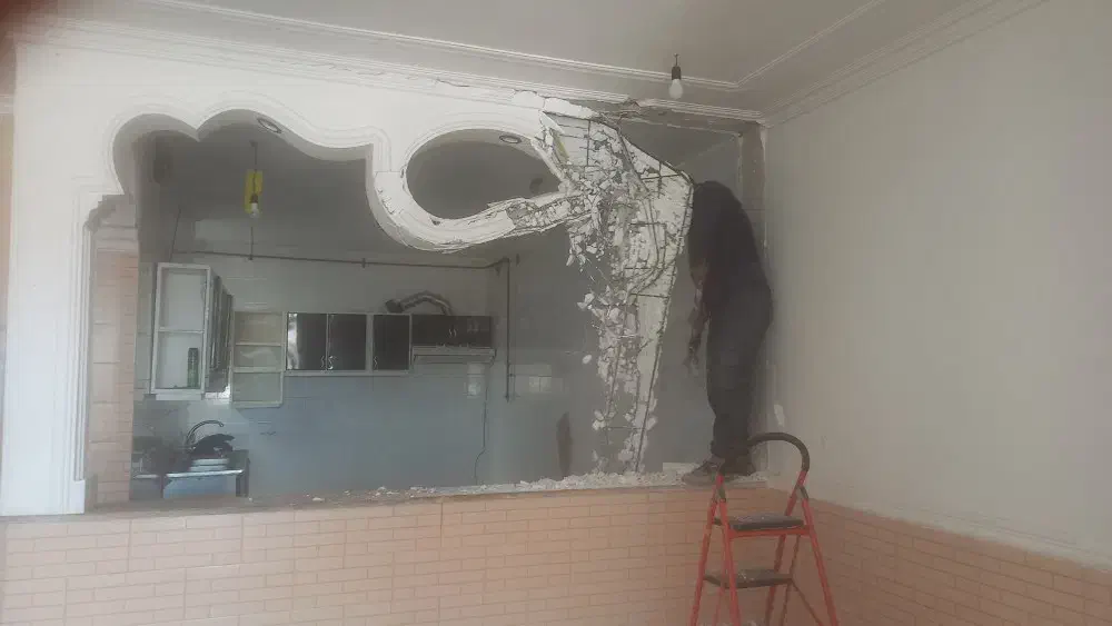 دریل تخریب و کارهای خورده کاری ساختمان|خدمات پیشه و مهارت|دوگنبدان, |دیوار