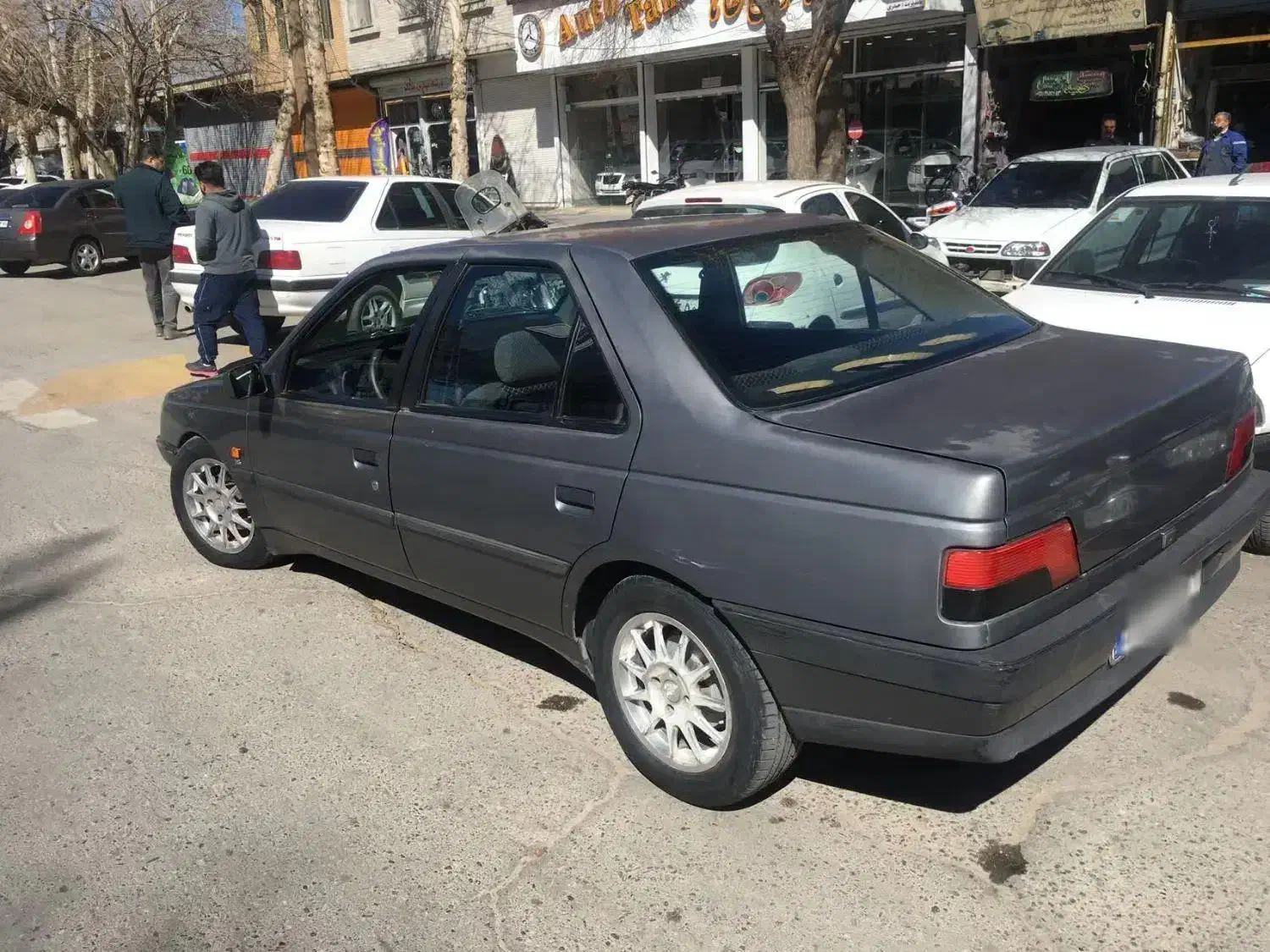 پژو ۴۰۵|خودرو سواری و وانت|بروجرد, |دیوار