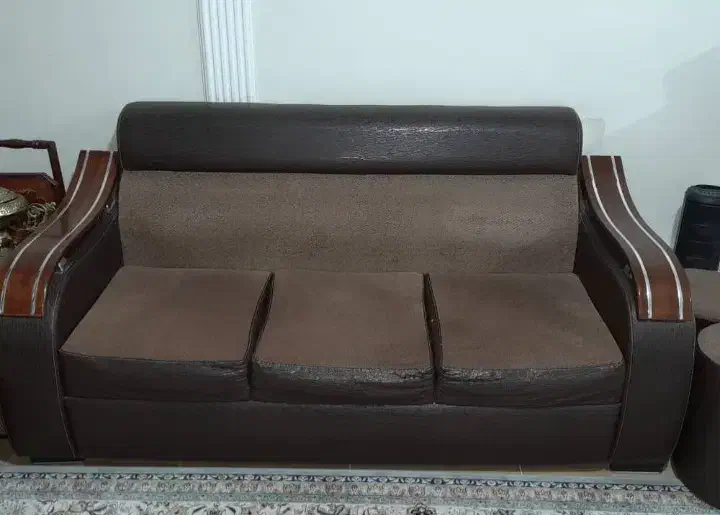 مبل ۷ نفره بامیز و ۴عرد میزبا|مبلمان خانگی و میز عسلی|بیلوار, |دیوار