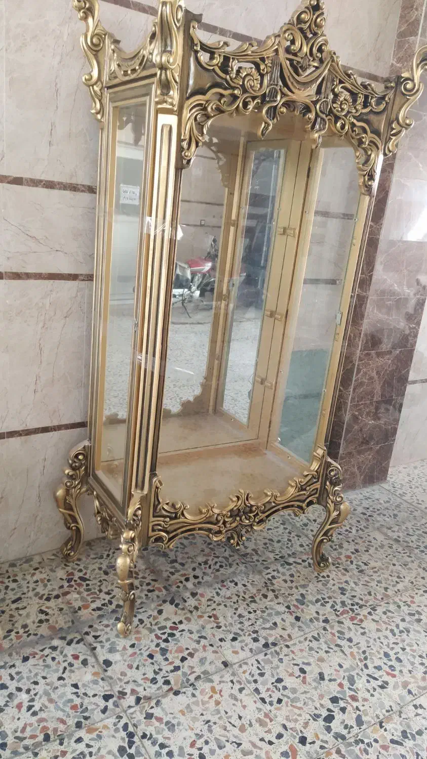 ویترین و میزتلویزیون|بوفه، ویترین، کنسول|خمینی‌شهر, |دیوار