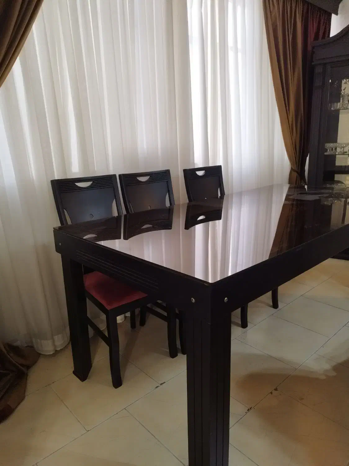 میز ناهار خوری|میز و صندلی غذاخوری|لاهیجان, انقلاب|دیوار