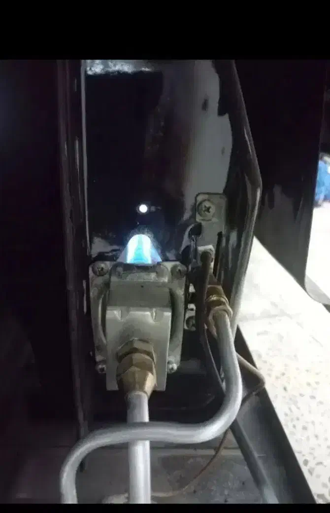 تعمیر وسرویس پکیج و آبگرمکن|خدمات پیشه و مهارت|بومهن, |دیوار