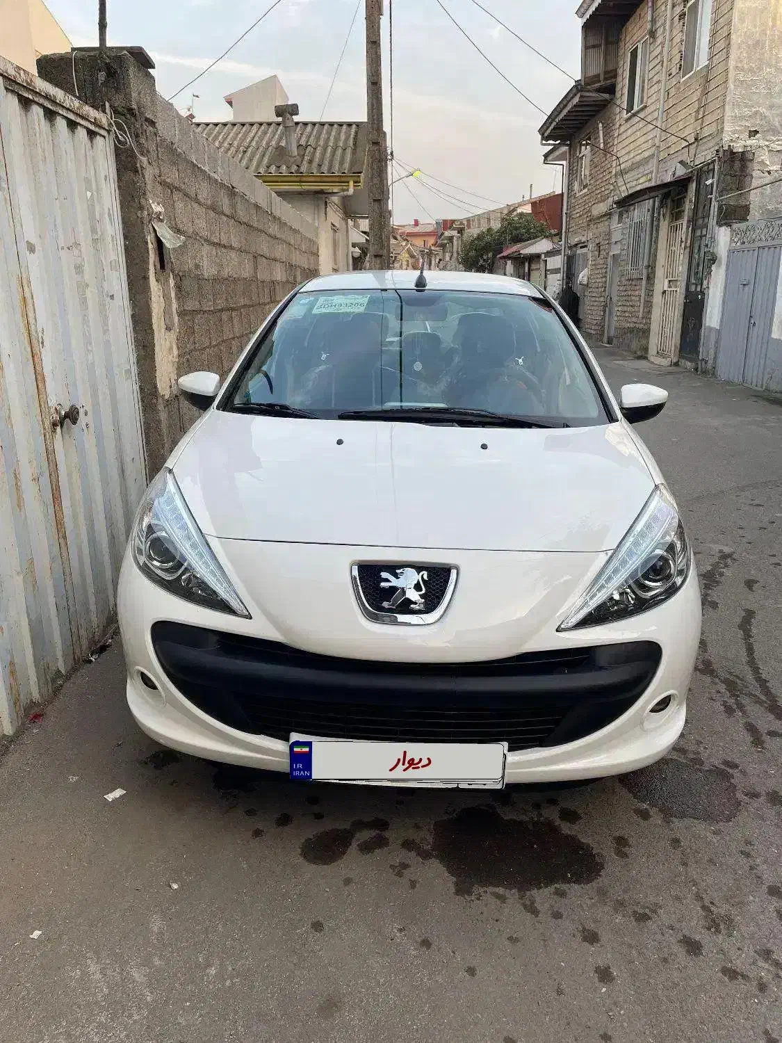 پژو 207 tu3 ارتقا یافته 1404 با کارت طلایی|خودرو سواری و وانت|رشت, پیرکلاچای|دیوار