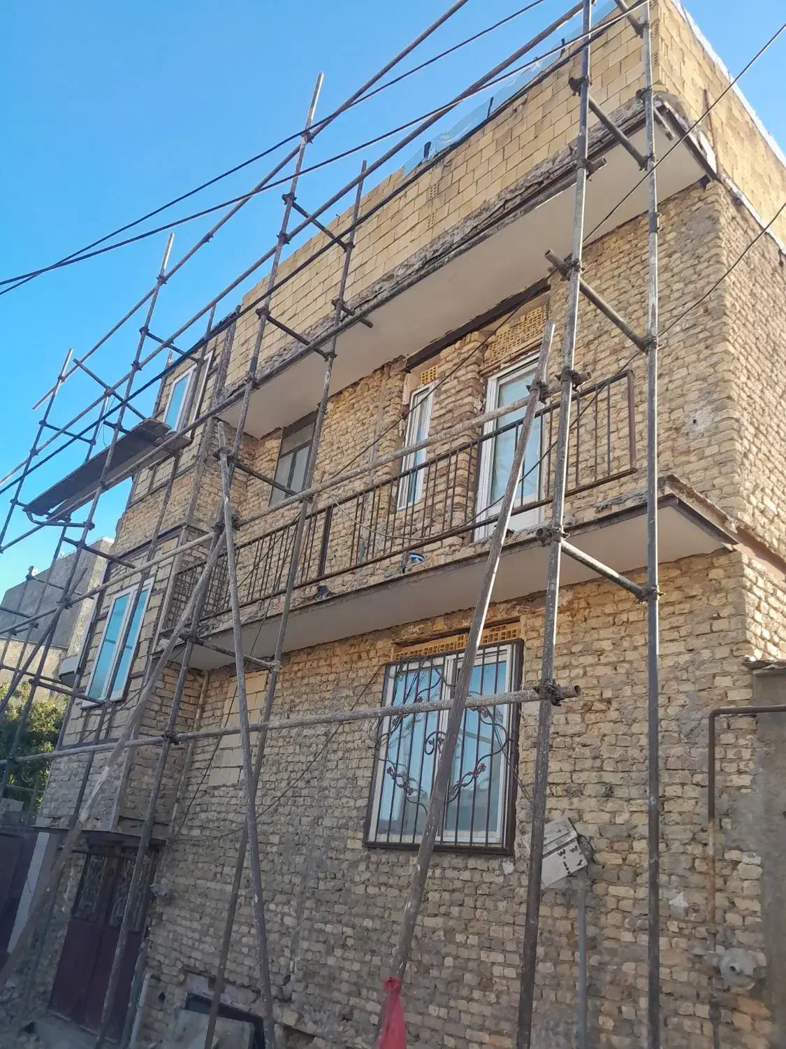 تخریب ساختمان وچاه|خدمات پیشه و مهارت|ملایر, |دیوار