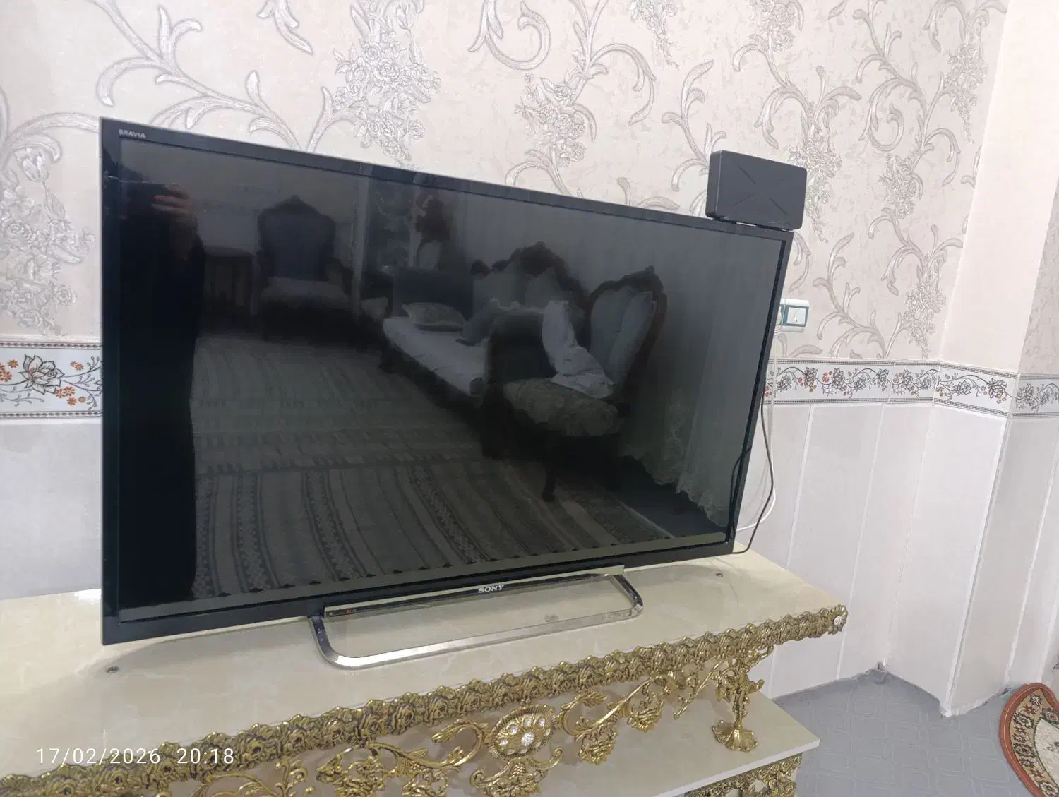 ۴۷ اینچ|تلویزیون و پروژکتور|زنجان, |دیوار