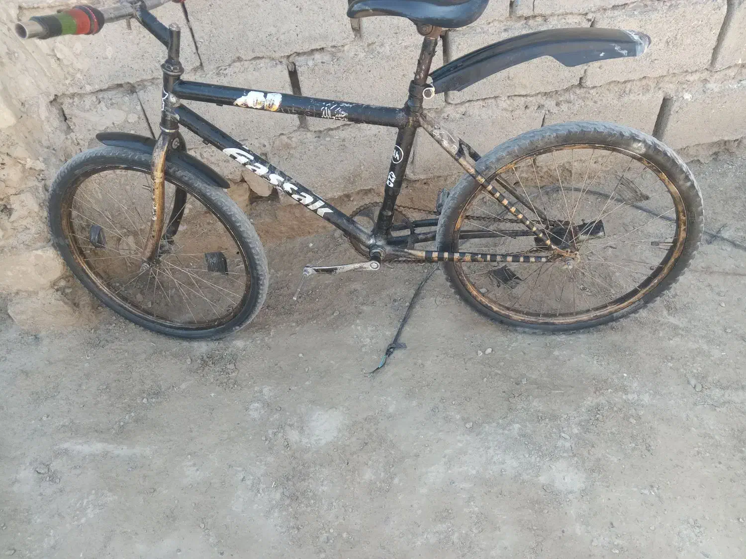 دوچرخه ۲۴|دوچرخه، اسکیت، اسکوتر|نیمروز, |دیوار