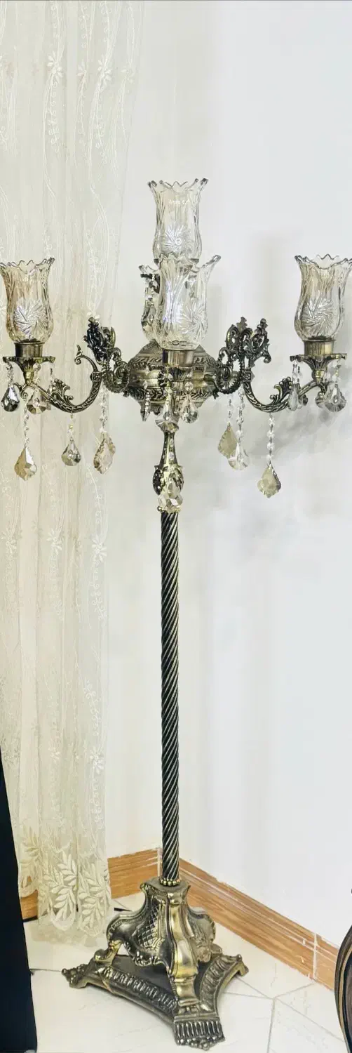 آباژورکنار سالنی|چراغ خواب و آباژور|مشهد, راه آهن|دیوار